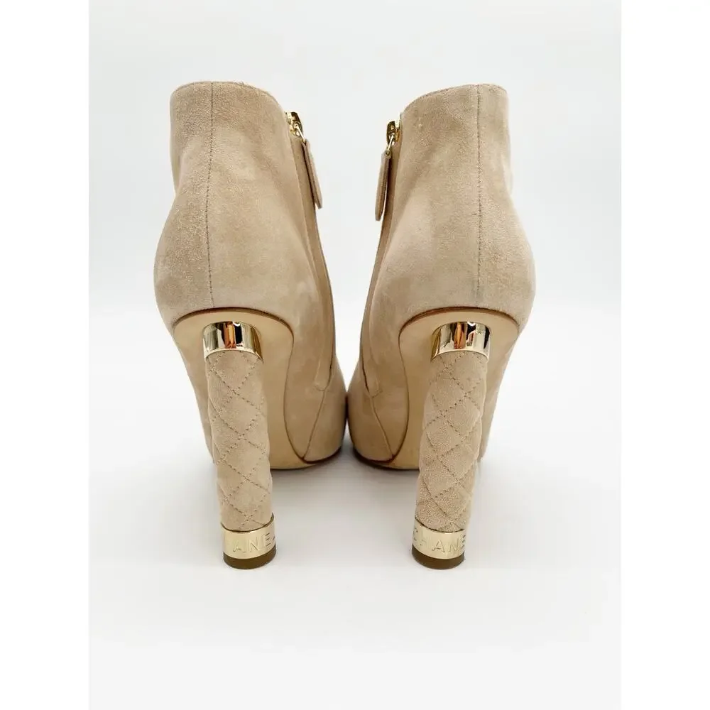 Chanel Coco Tower Beige Suede Quilted Logo Heel Round Toe Ankle Boots EU 37